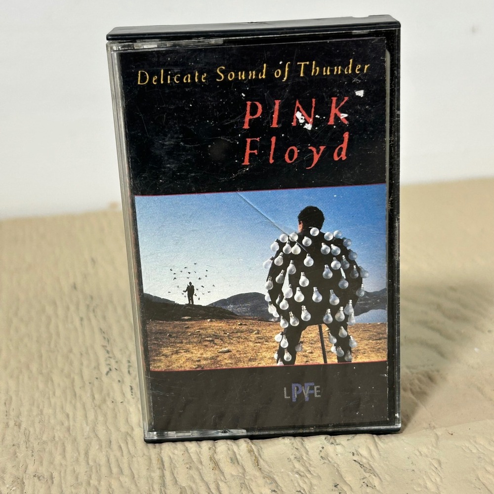 Pink Floyd Delicate Sound‎ of Thunder Cassette Tape 1988 Live Rock Album CT44484